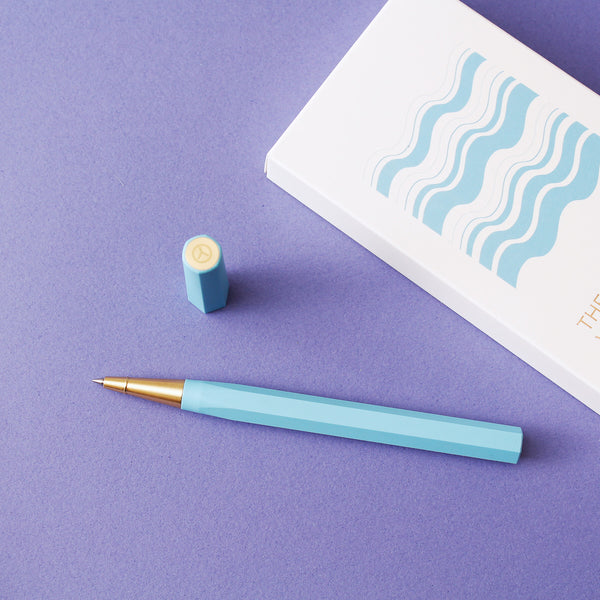 Pero ystudio Ocean Sustainable / Více barev