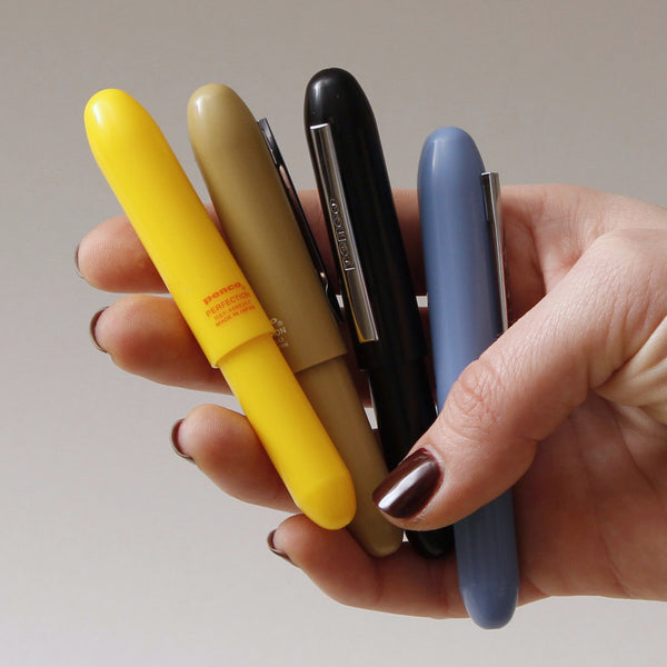 Kuličkové pero Bullet Penco / Černá