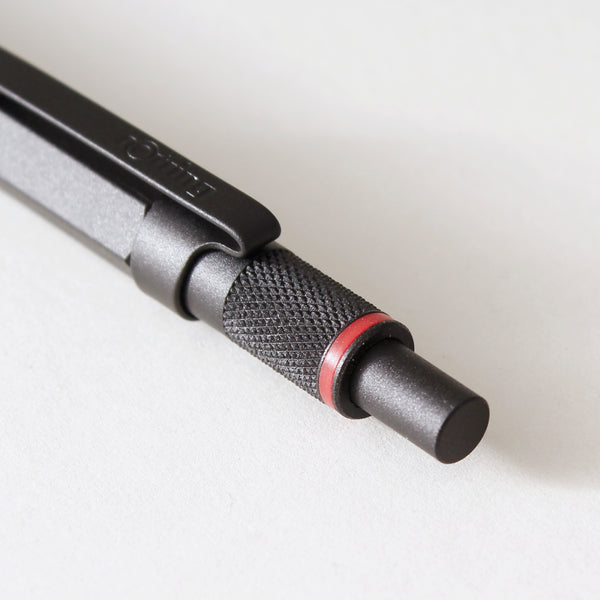 Kuličkové pero Rotring 600 / Černá