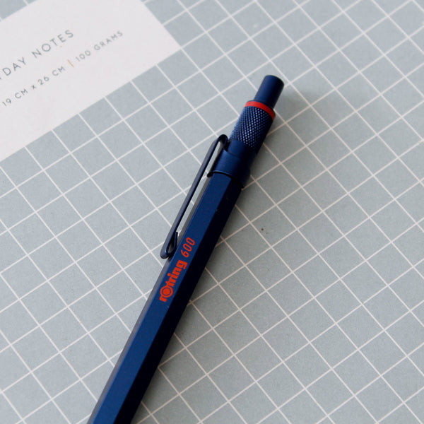Kuličkové pero Rotring 600 / Modrá